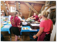 Brotzeit wird gemacht