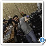 auch die Bierzapfer haben Spaß am Fest, so soll es sein !