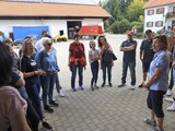 Erklärungen im Hof