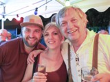 Fest Abends: Gäste + Fotograf