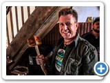 Ralf holt den Hammer raus