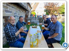 Tisch der Üflder