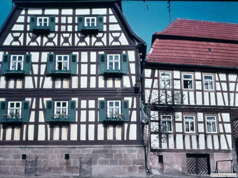 Häuser Kirchner Korn