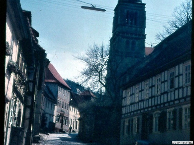 rechts ist der Eiring